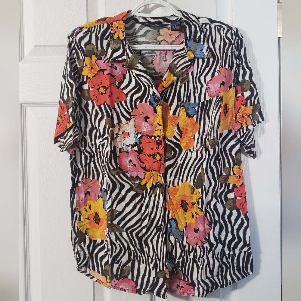 Vintage D.P.S. New York Women's Button Down Shirt